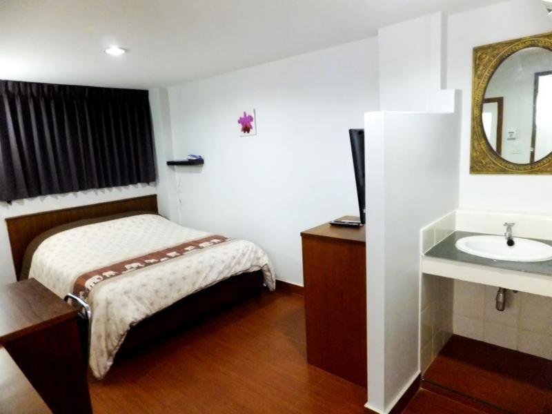 Orchid Inn Bangkok Dış mekan fotoğraf